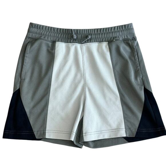 ABERCROMBIE Kids Gray Active Shorts 11/12 NWOT - Picture 1 of 4